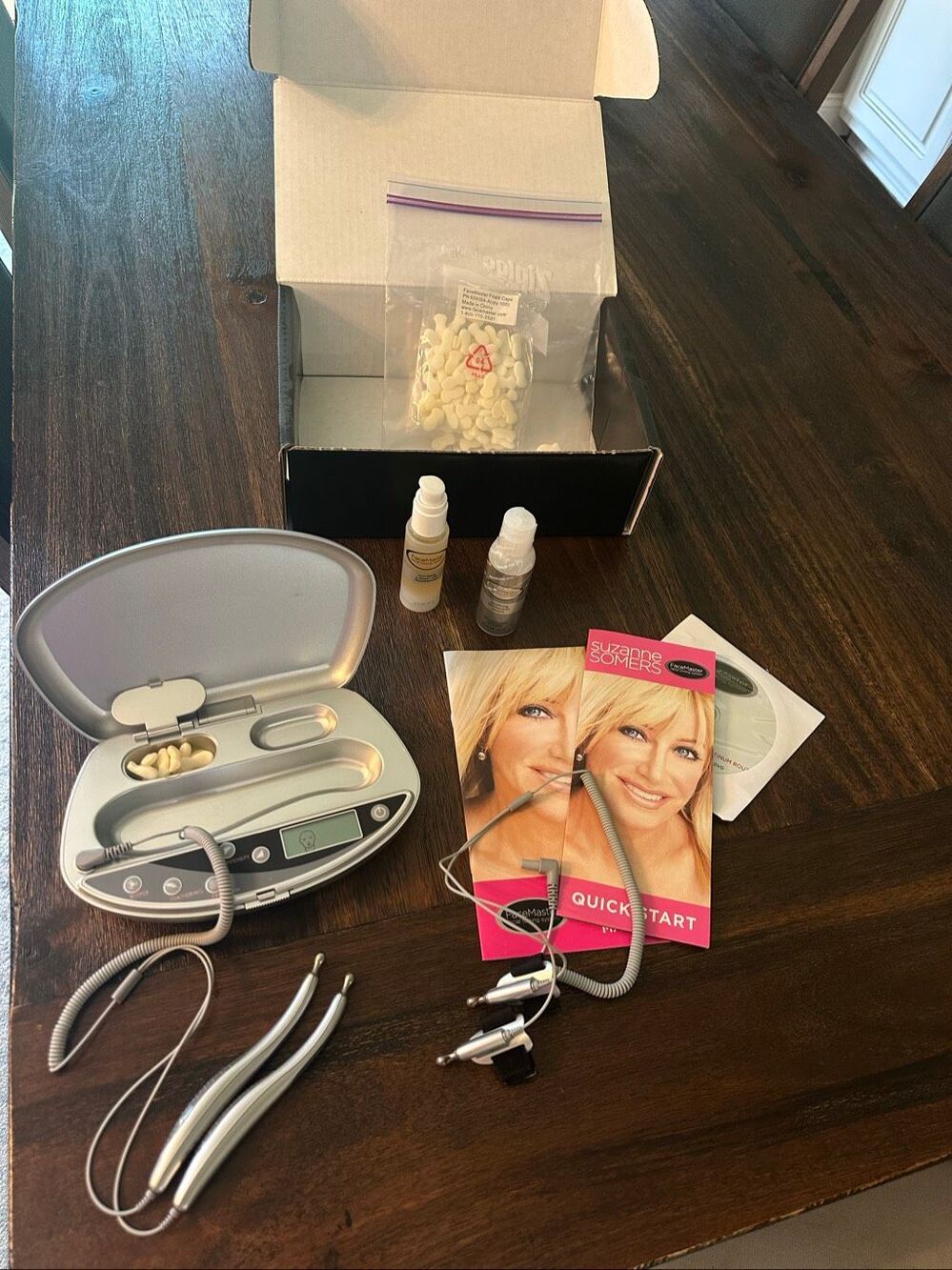 Suzanne Somers FaceMaster platinum